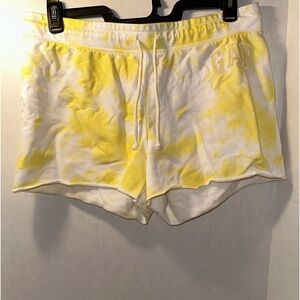 GAP Women’s Tye Dye Shorts Size Large